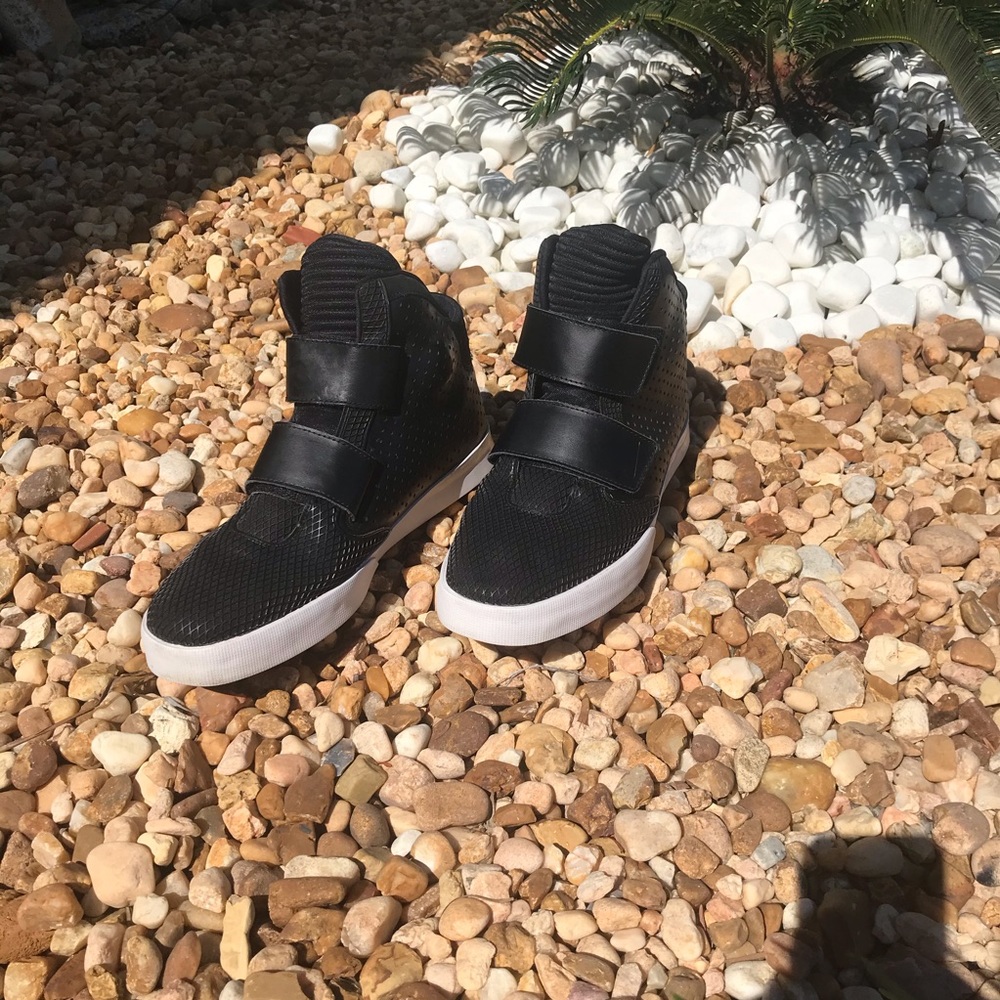 USED High Black Nike’s